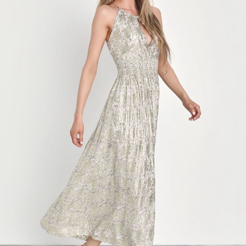 Lulus Beautiful Praise White and Gold Floral Print
Cutout Maxi Dress Size XL